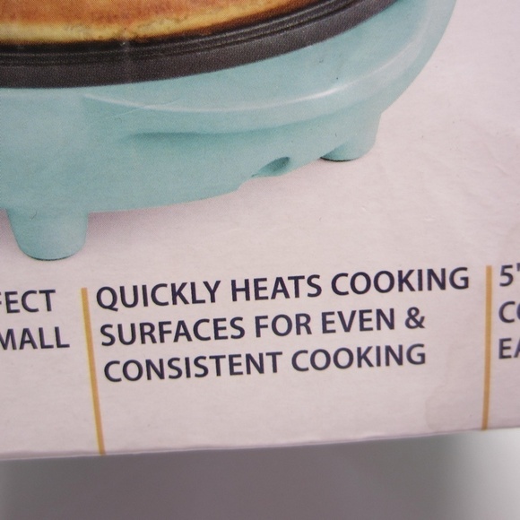 Nostalgia MyMini Personal Electric Waffle Maker, MWF5TL Teal Blue - Picture 5 of 15